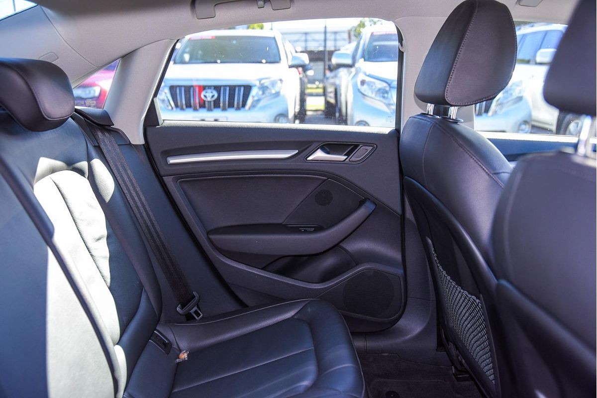 2015 Audi A3 Attraction 8V