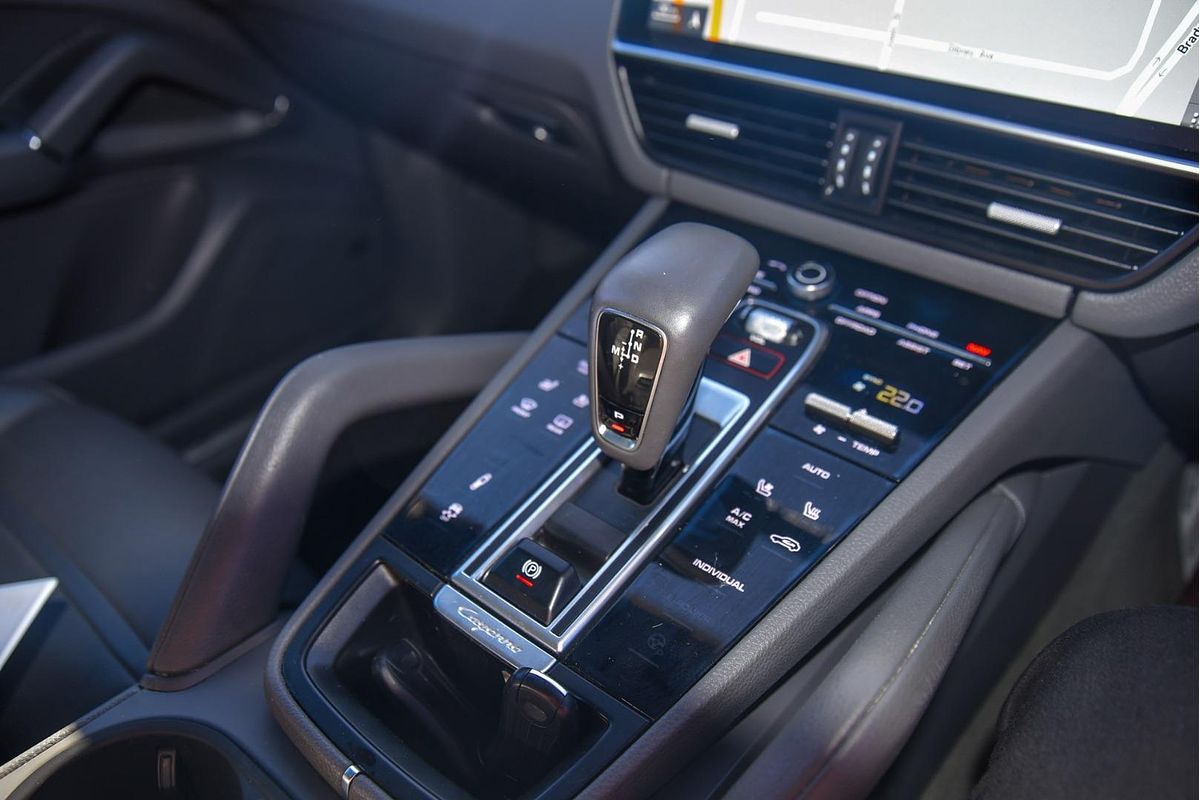 2019 Porsche Cayenne E-Hybrid 9YA