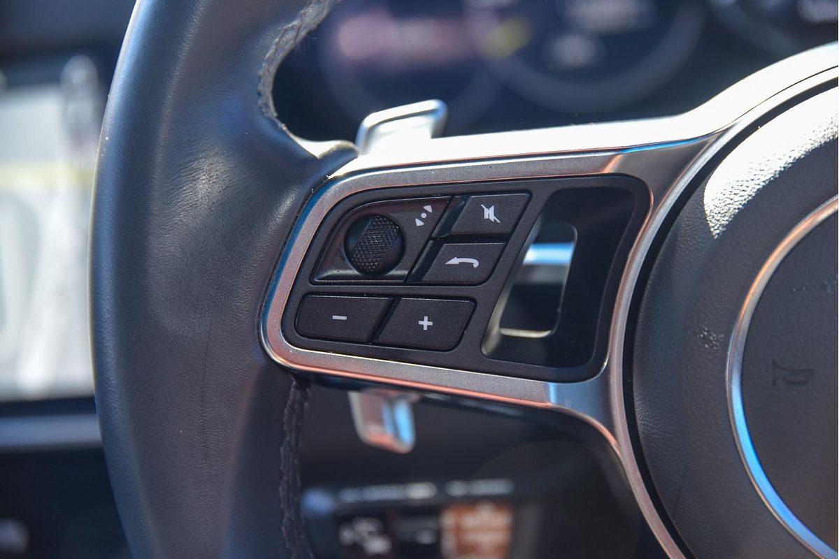 2019 Porsche Cayenne E-Hybrid 9YA