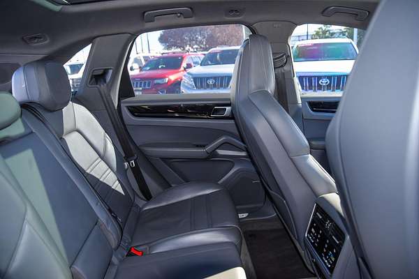 2019 Porsche Cayenne E-Hybrid 9YA