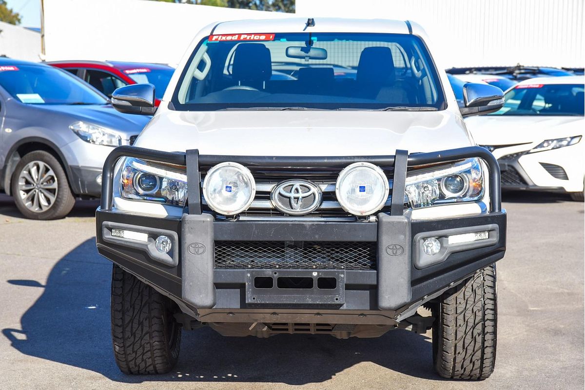 2017 Toyota Hilux SR5 GUN126R 4X4