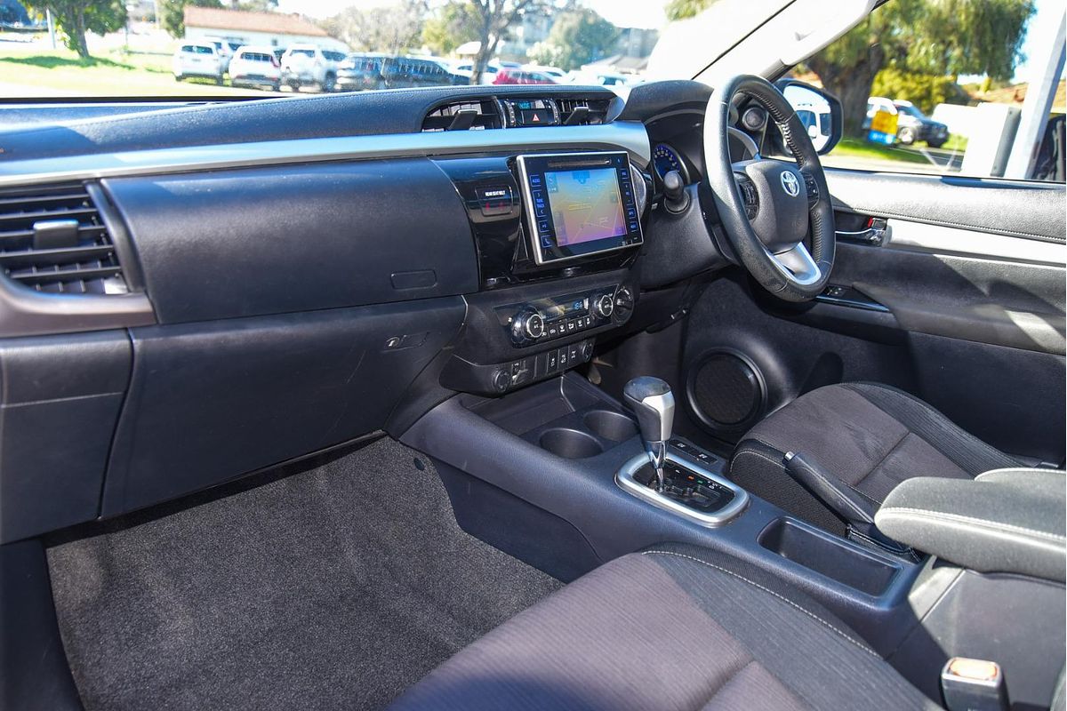 2017 Toyota Hilux SR5 GUN126R 4X4