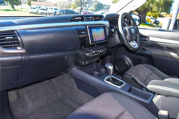 2017 Toyota Hilux SR5 GUN126R 4X4