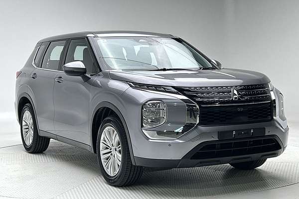2023 Mitsubishi Outlander ES ZM