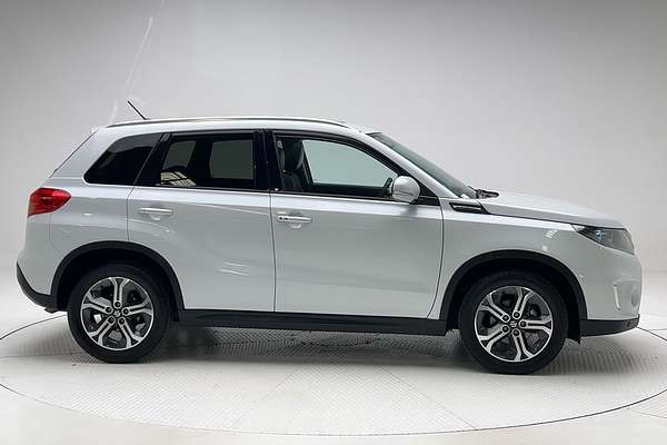 2016 Suzuki Vitara GLX LY