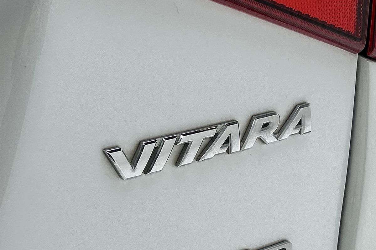 2016 Suzuki Vitara GLX LY