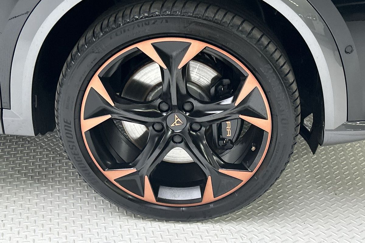 2024 CUPRA Formentor VZx KM