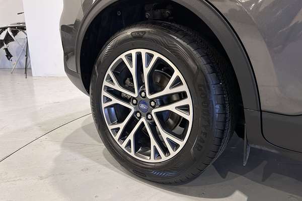 2021 Ford Escape ZH