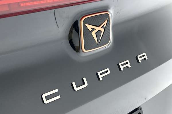 2024 CUPRA Formentor VZx KM