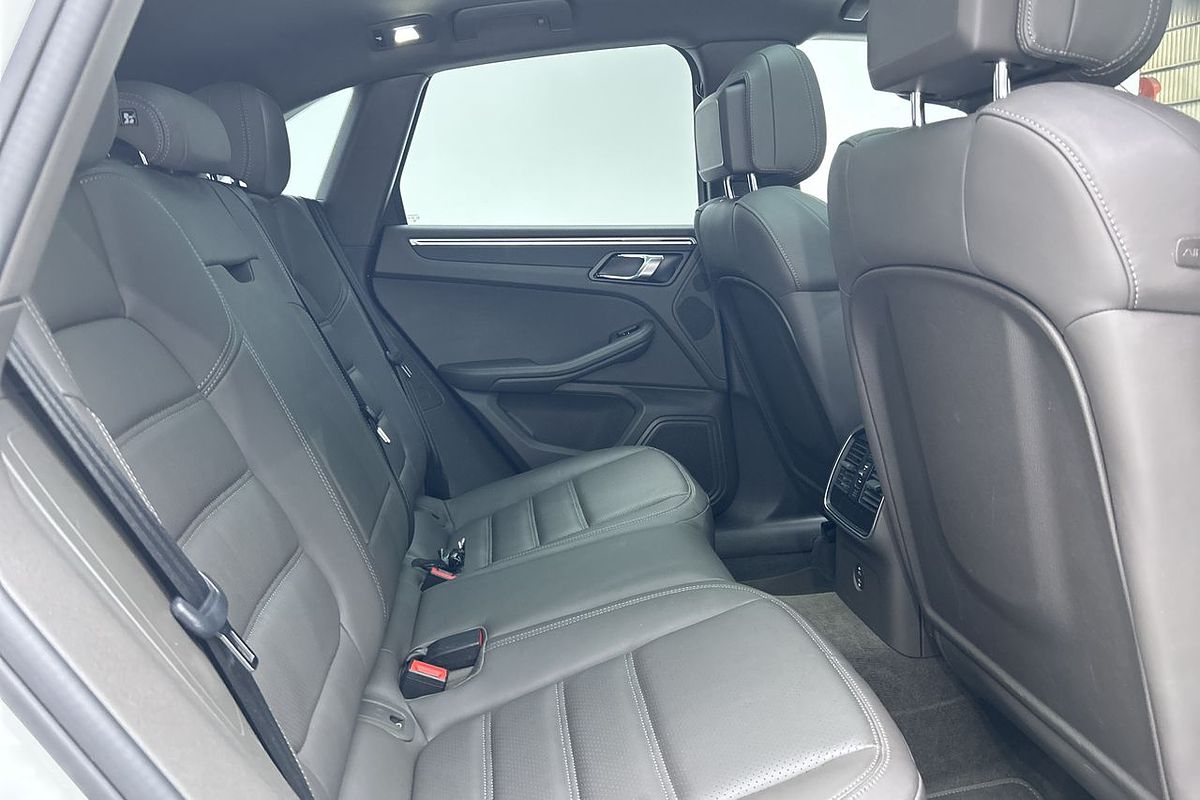 2019 Porsche Macan 95B