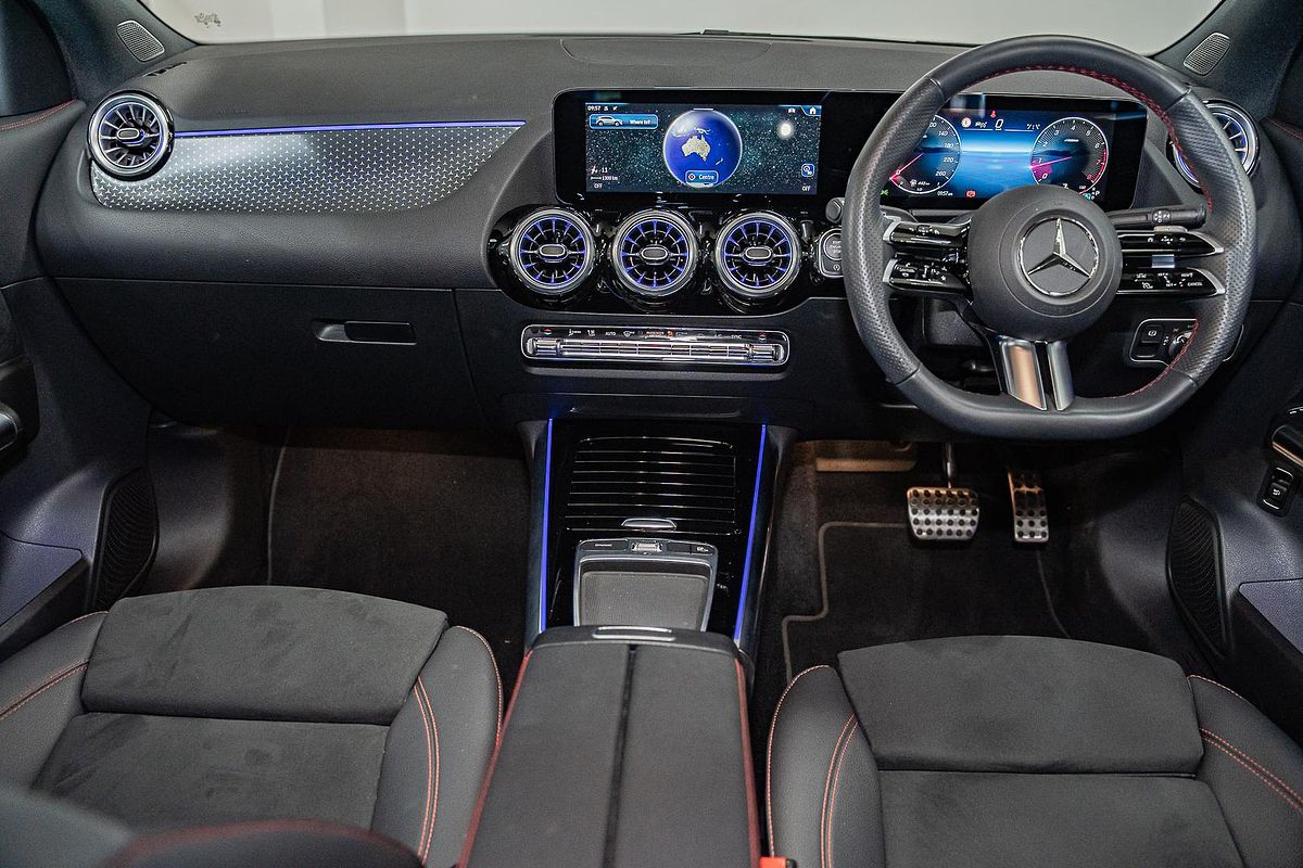 2025 Mercedes-Benz GLA-Class GLA200 H247