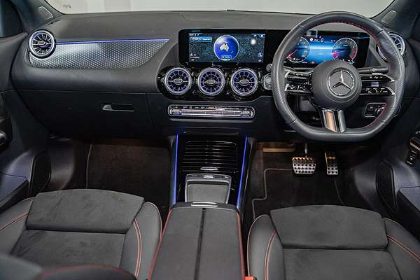 2025 Mercedes-Benz GLA-Class GLA200 H247