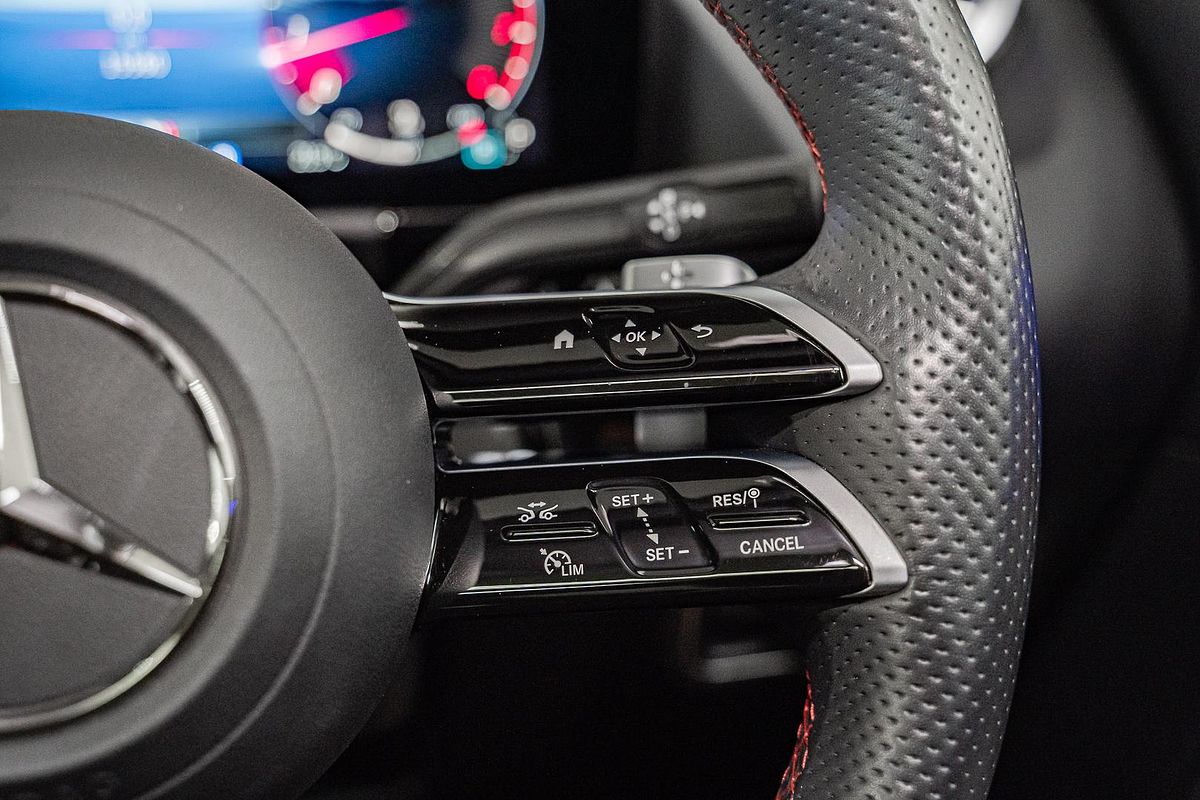 2025 Mercedes-Benz GLA-Class GLA200 H247