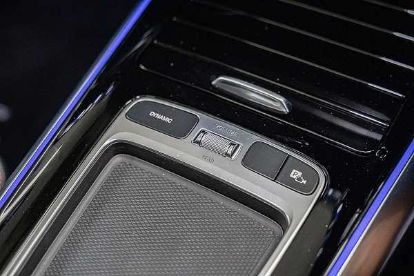 2025 Mercedes-Benz GLA-Class GLA200 H247