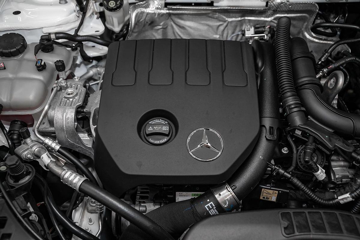 2024 Mercedes-Benz GLB-Class GLB200 X247
