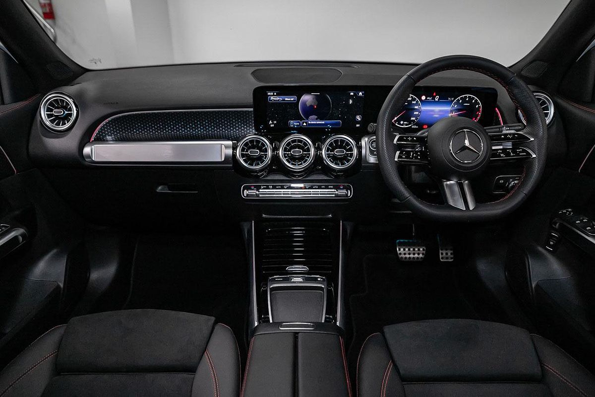 2024 Mercedes-Benz GLB-Class GLB200 X247