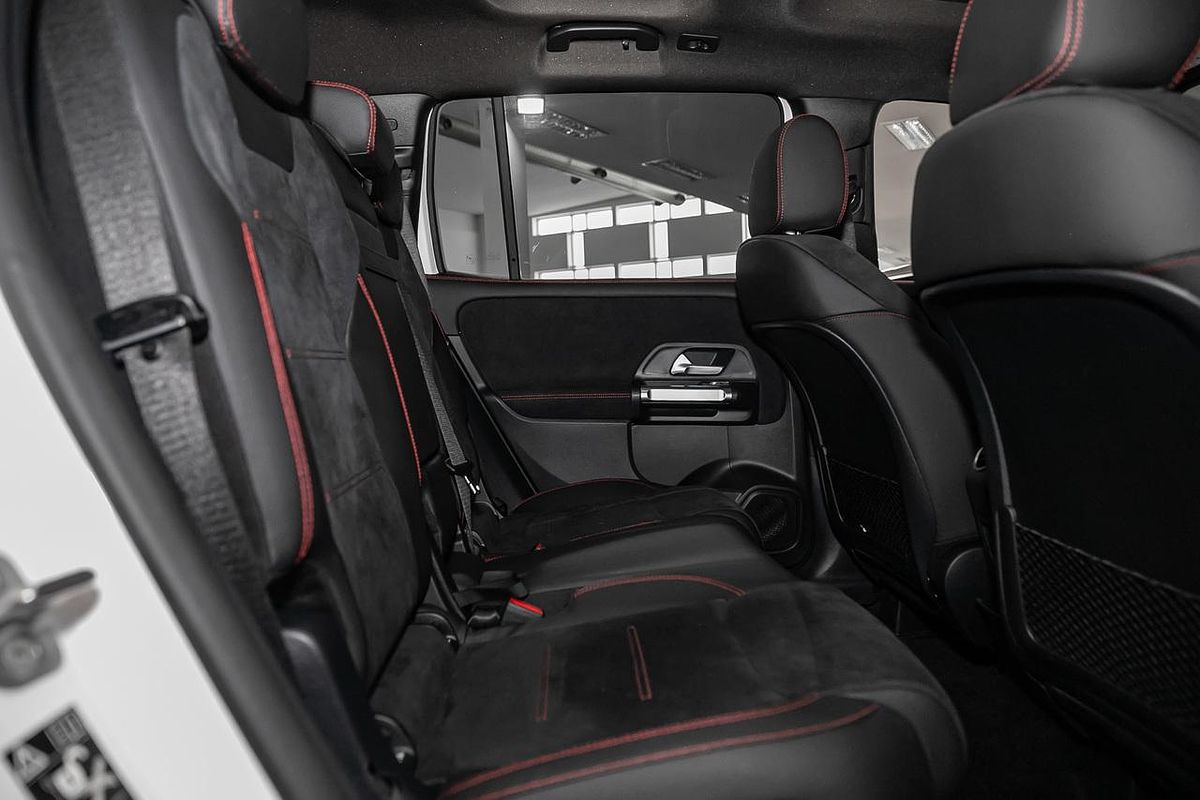 2024 Mercedes-Benz GLB-Class GLB200 X247