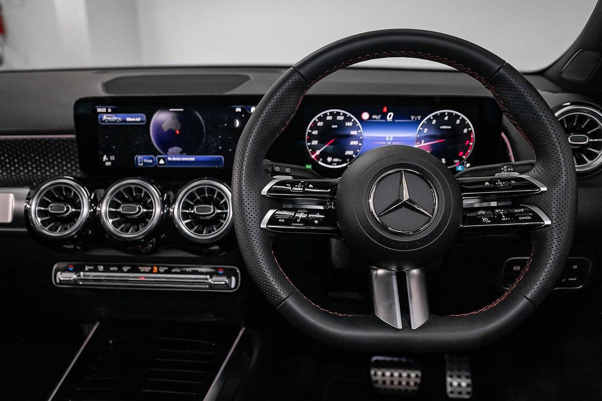 2024 Mercedes-Benz GLB-Class GLB200 X247
