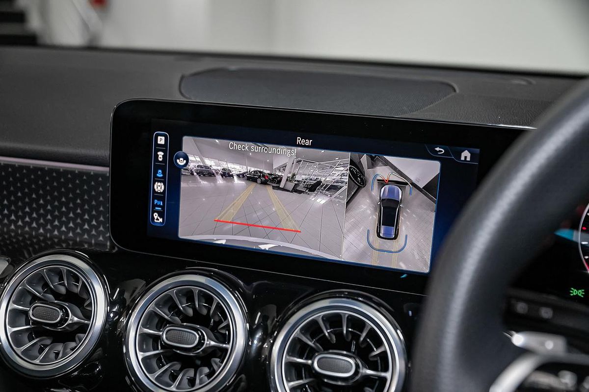 2024 Mercedes-Benz GLB-Class GLB200 X247
