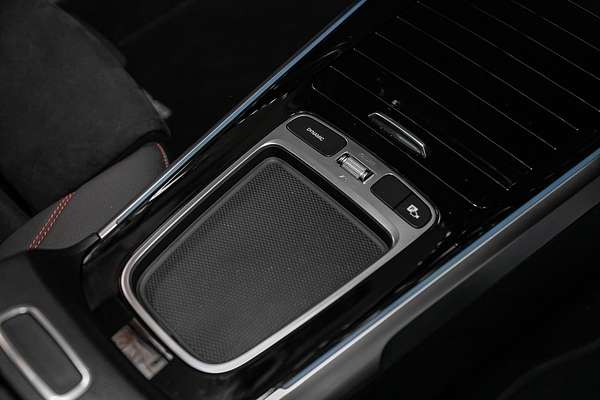 2024 Mercedes-Benz GLB-Class GLB200 X247