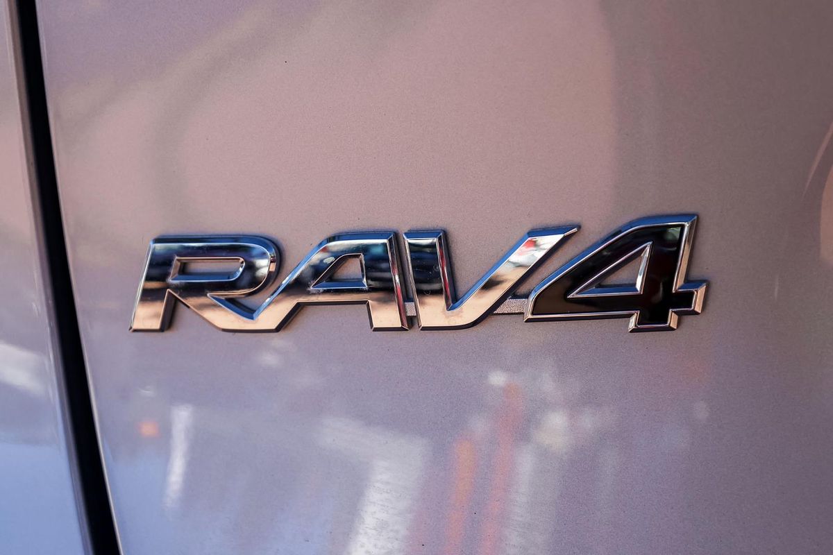 2023 Toyota RAV4 Cruiser AXAH54R