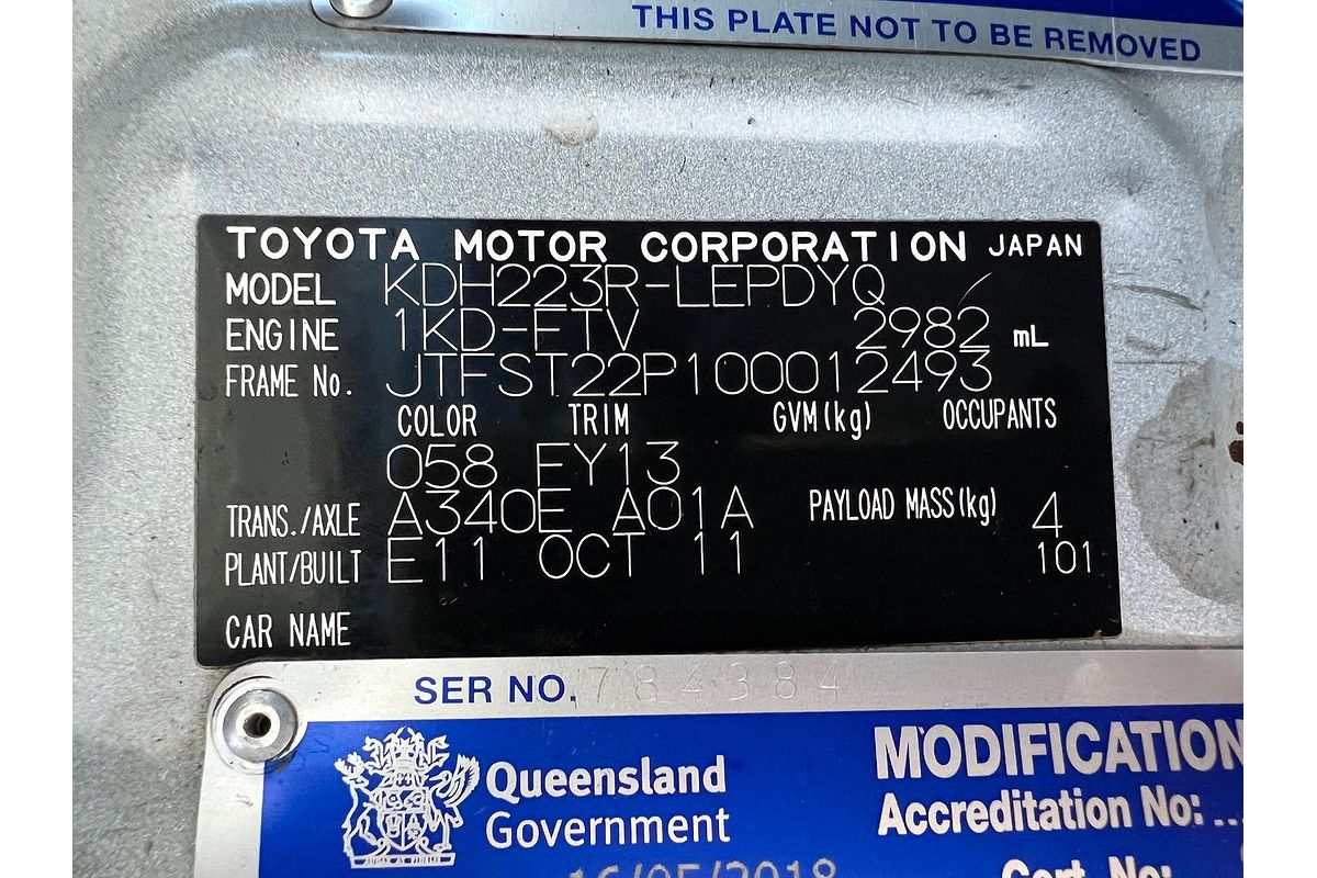 2011 Toyota Hiace Commuter KDH223R