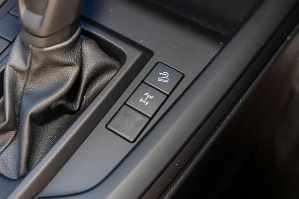 2023 Isuzu D-MAX SX 4X4