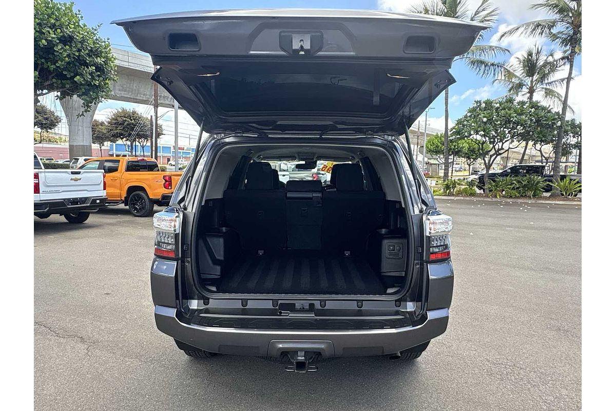 2023 Toyota 4Runner SR5