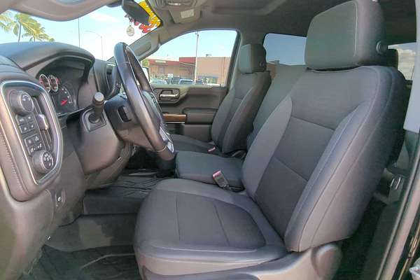 2019 Chevrolet Silverado RST