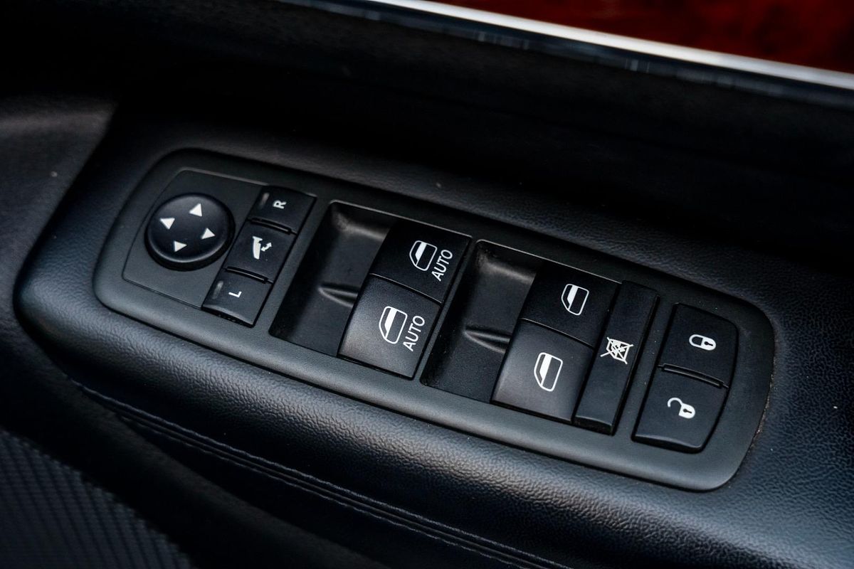 2012 Jeep Grand Cherokee Limited WK