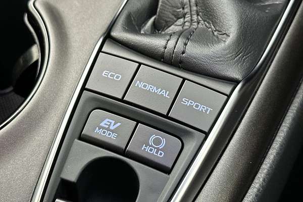 2024 Toyota Camry Ascent AXVH70R