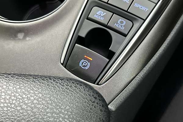2024 Toyota Camry Ascent AXVH70R
