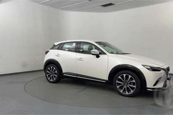 2022 Mazda CX-3 sTouring DK