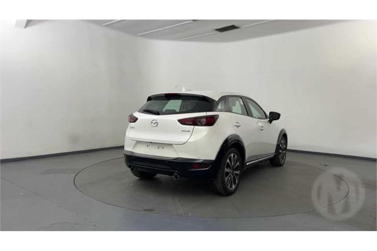 2022 Mazda CX-3 sTouring DK