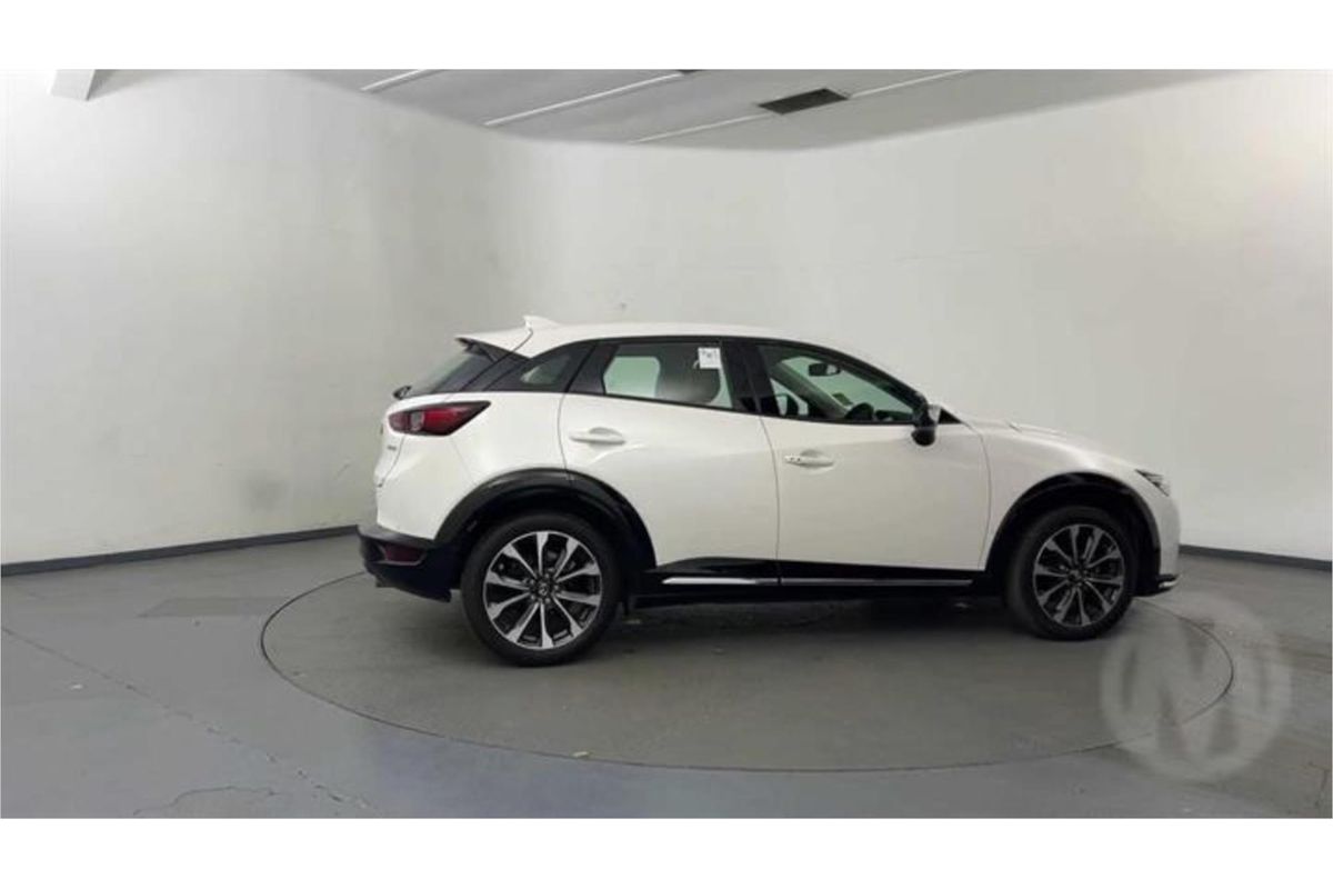 2022 Mazda CX-3 sTouring DK