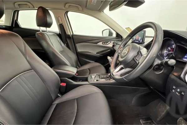 2022 Mazda CX-3 sTouring DK