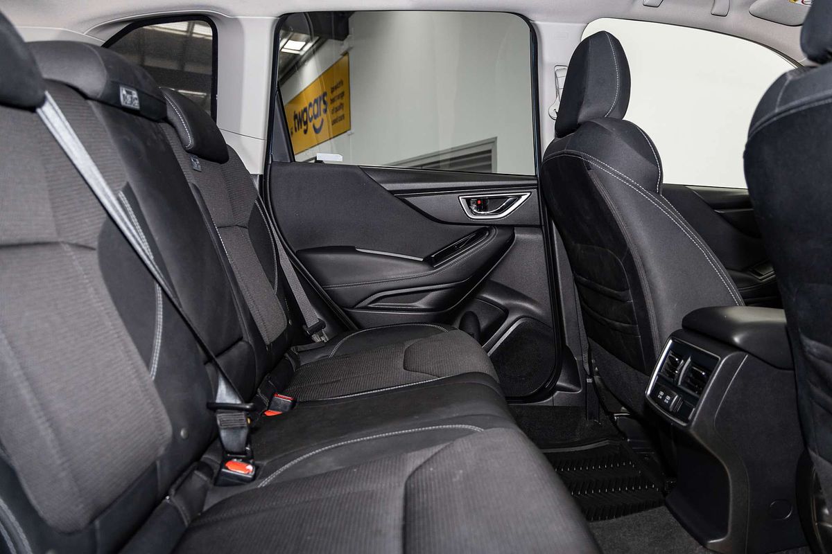 2021 Subaru Forester 2.5i S5