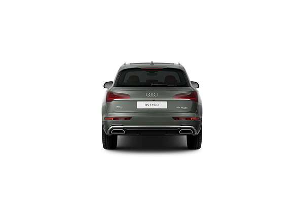 2025 Audi Q5 55 TFSI e S line FY
