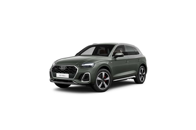 2025 Audi Q5 55 TFSI e S line FY