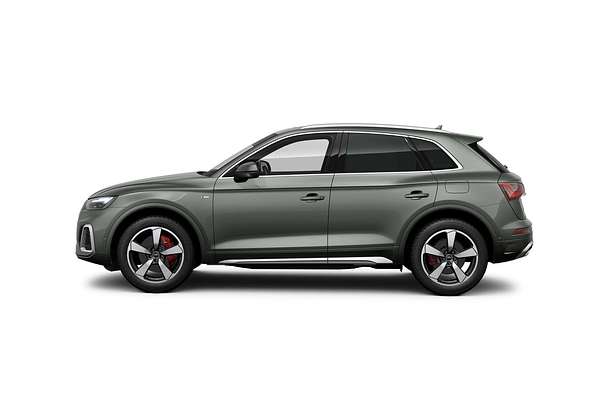 2025 Audi Q5 55 TFSI e S line FY