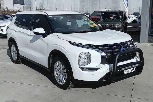 2021 Mitsubishi Outlander ES ZM