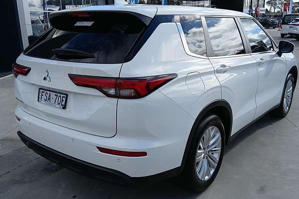 2021 Mitsubishi Outlander ES ZM