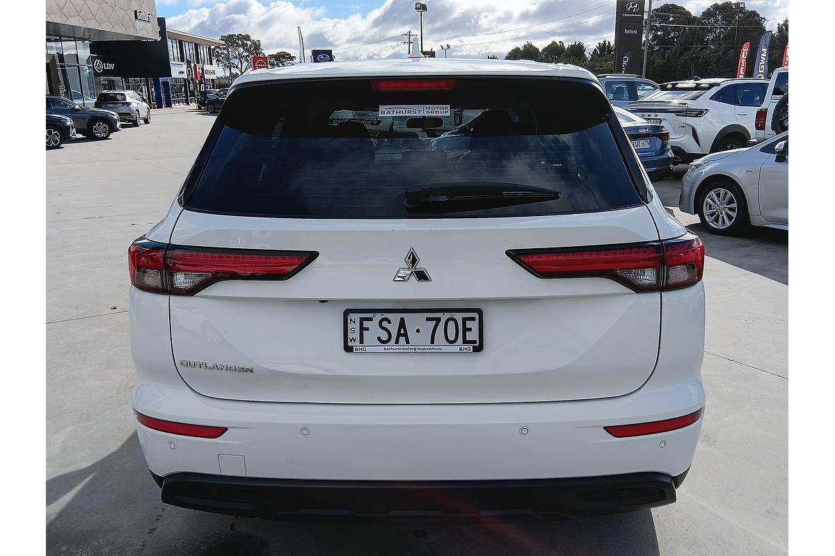 2021 Mitsubishi Outlander ES ZM