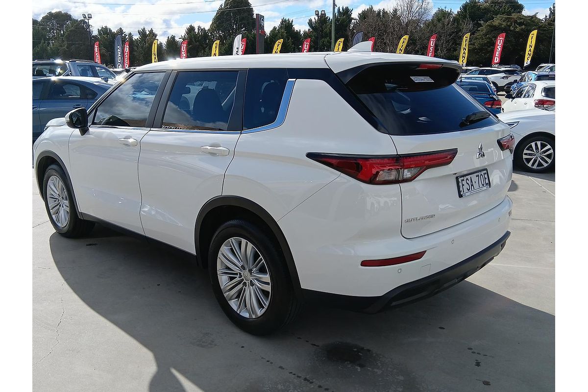 2021 Mitsubishi Outlander ES ZM