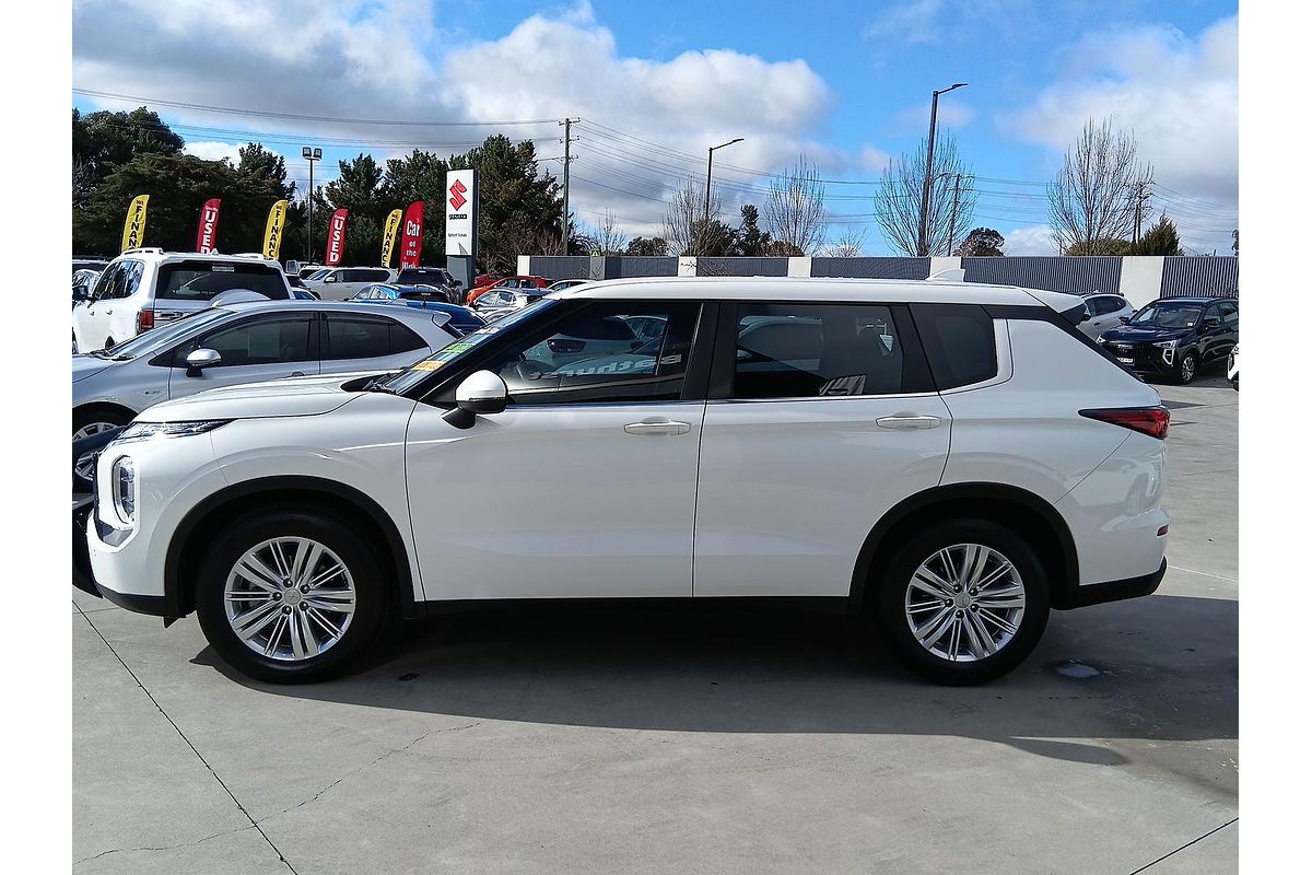 2021 Mitsubishi Outlander ES ZM