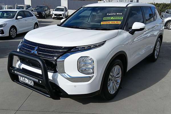 2021 Mitsubishi Outlander ES ZM
