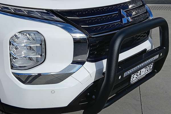 2021 Mitsubishi Outlander ES ZM
