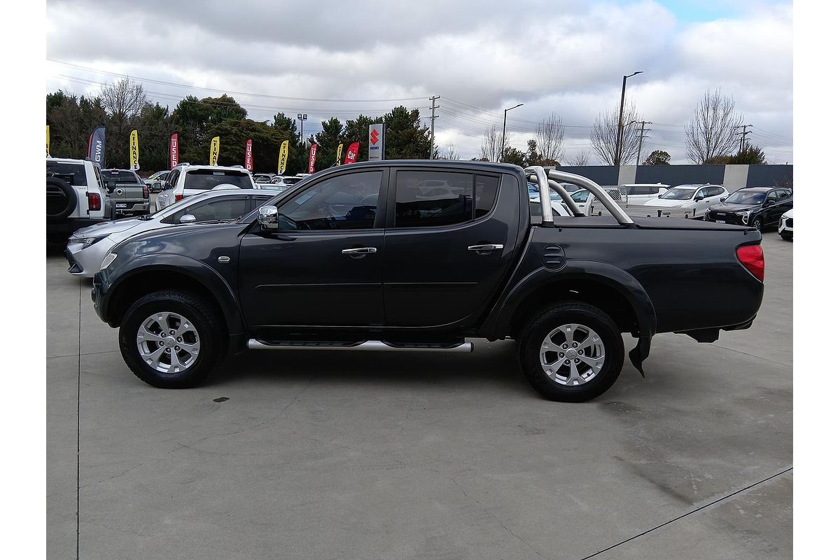 2013 Mitsubishi Triton GLX-R MN 4X4