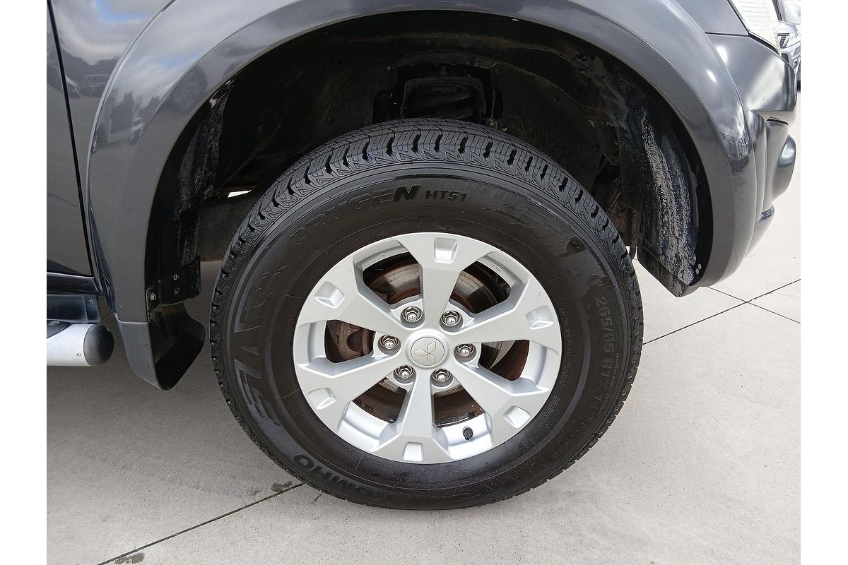 2013 Mitsubishi Triton GLX-R MN 4X4