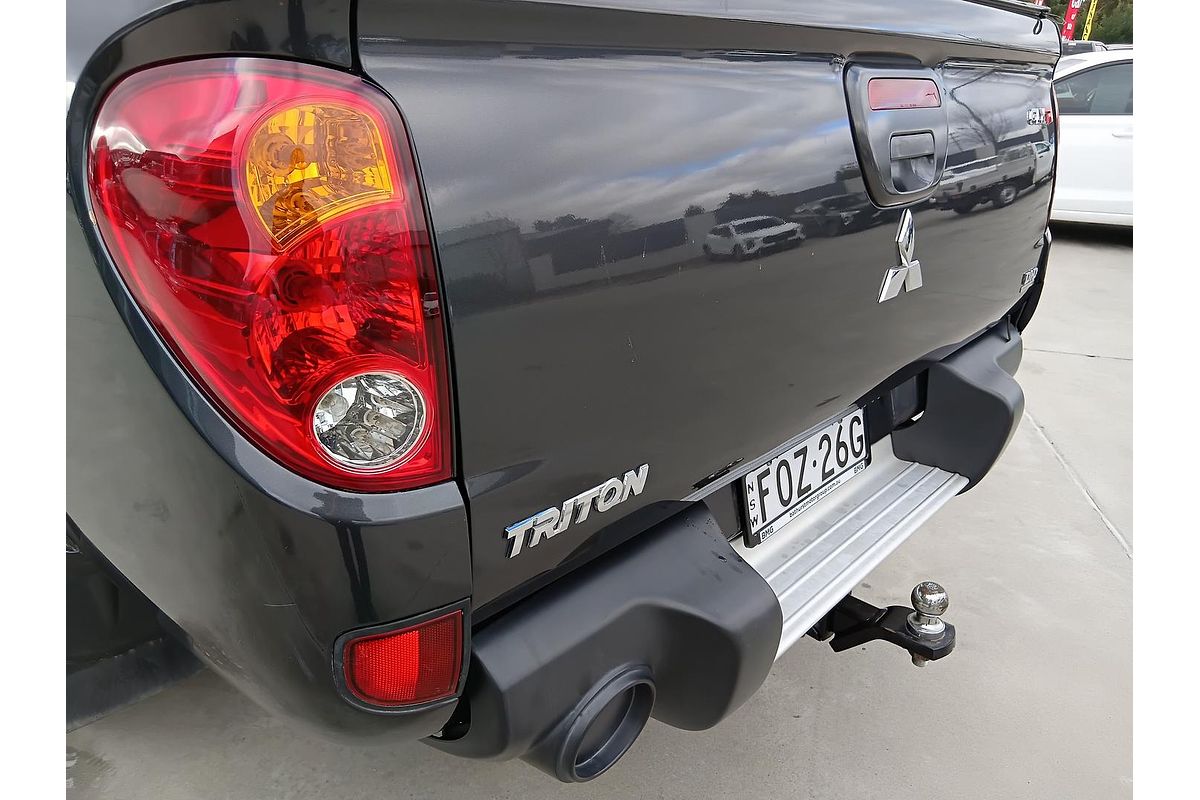 2013 Mitsubishi Triton GLX-R MN 4X4